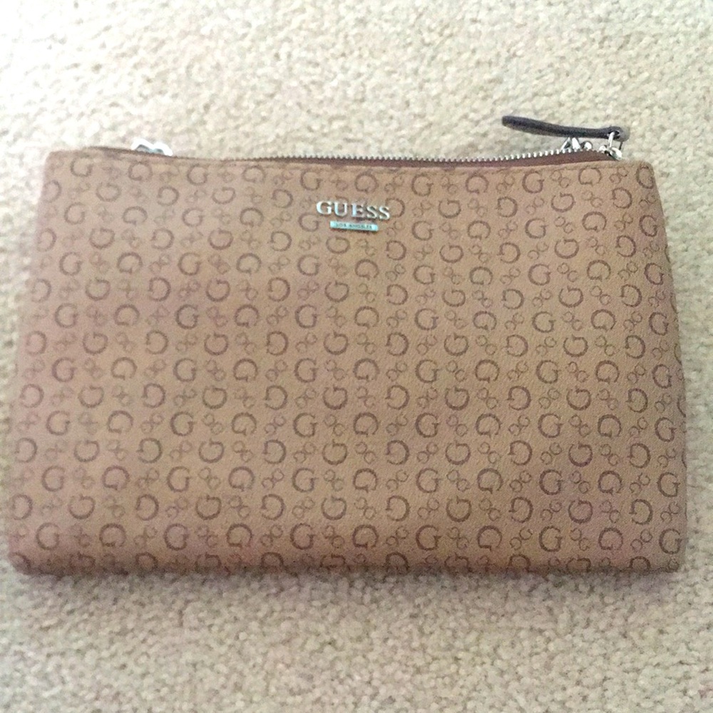 Guess crossbody/clutch purse